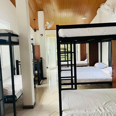 Star Village Hostel 康提 外观 照片